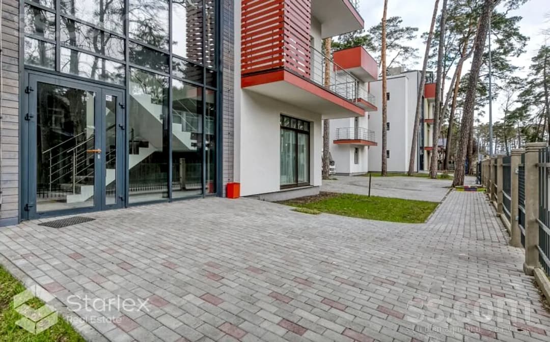 Divistabu dzīvoklis — Dzintaru prospekts 12 — vēl bildes