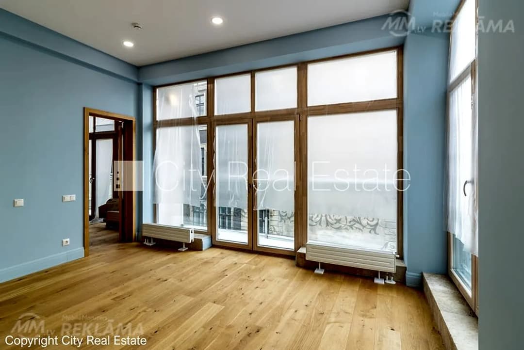 Dzīvoklis Rīgā, Centrā, 79 м², 2 ist., 4 stāvs — vēl bildes