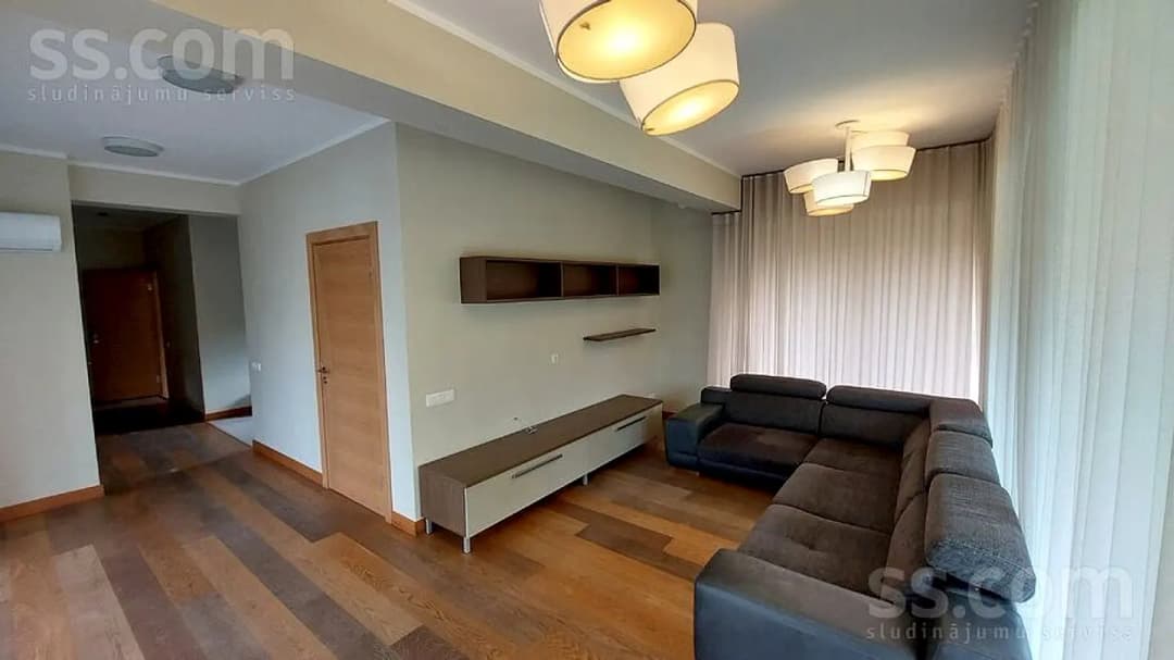 Divistabu dzīvoklis — Ainažu iela 23 k-1 — bilde 2