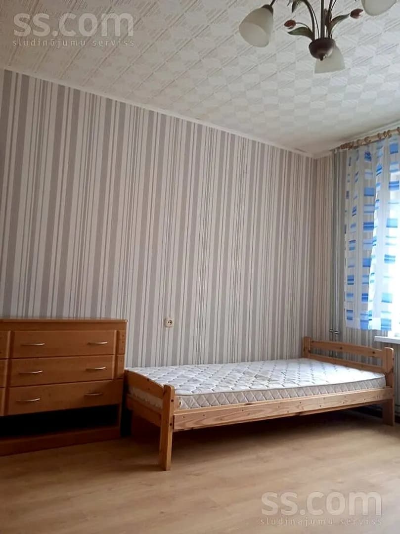 Vienistabas dzīvoklis — Šaura 25a — vēl bildes