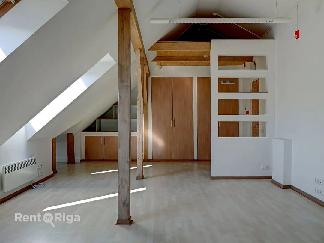 Brīvības 40, Centrs — vēl bildes