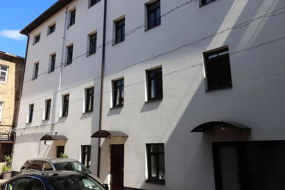 Māja, 1200㎡ - Rīga, Grīziņkalns