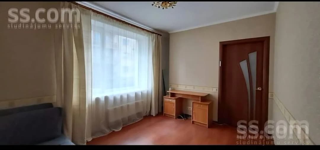 Divistabu dzīvoklis — Silmaļu iela 25 — vēl bildes