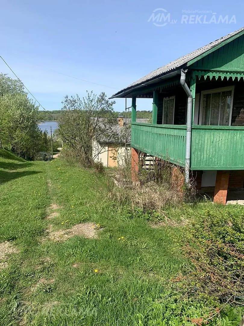 Divistabu māja — Zvirgzdenes šķērsiela 4a, Ludza — bilde 2