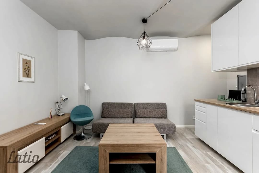 Mazā Piena iela, Centrs