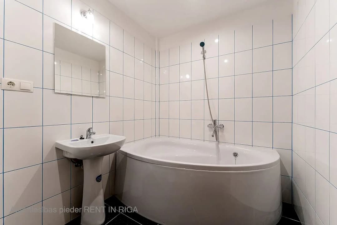 Firsa Sadovņikova 31, Centrs — vēl bildes