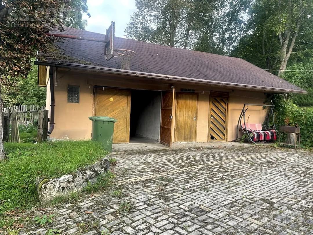 Māja — Ceriņu iela 1