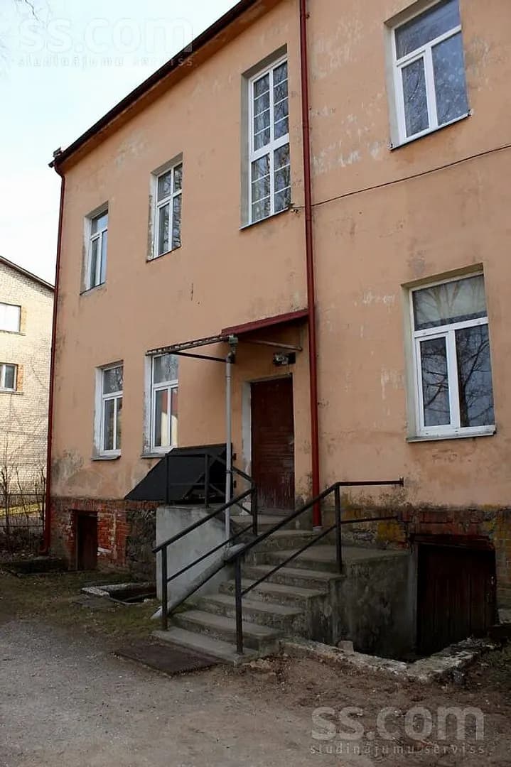 Vienistabas dzīvoklis — Dzirnavu iela 3 9