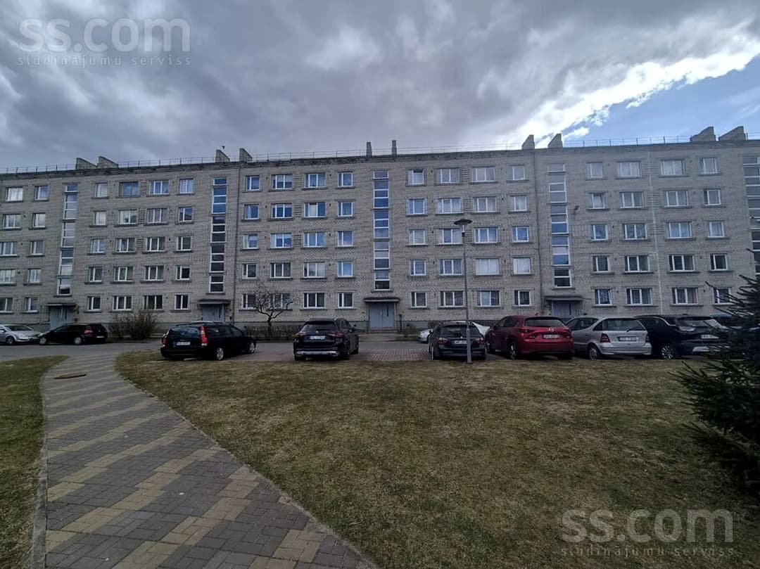Divistabu dzīvoklis — Saldus 1