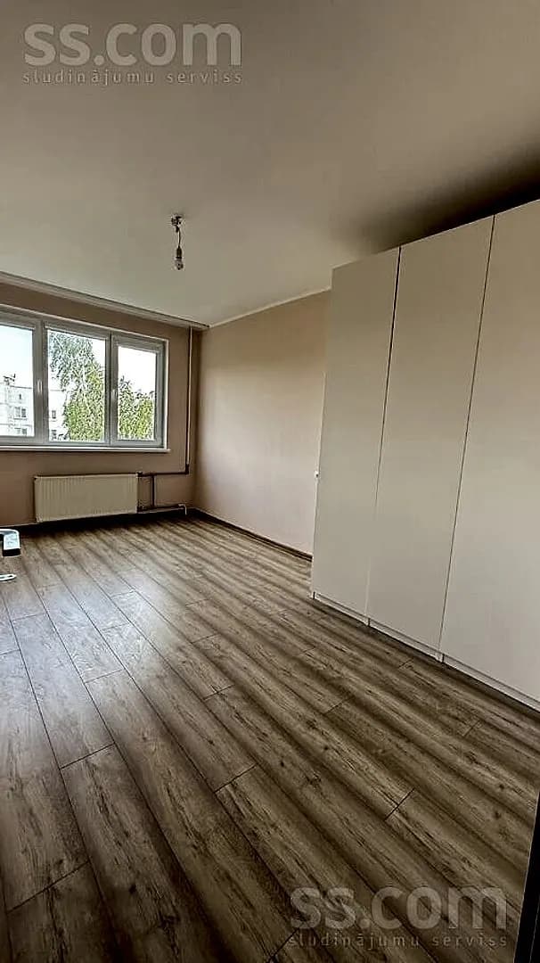 Divistabu dzīvoklis — Zilokalnu pr 22 — bilde 2