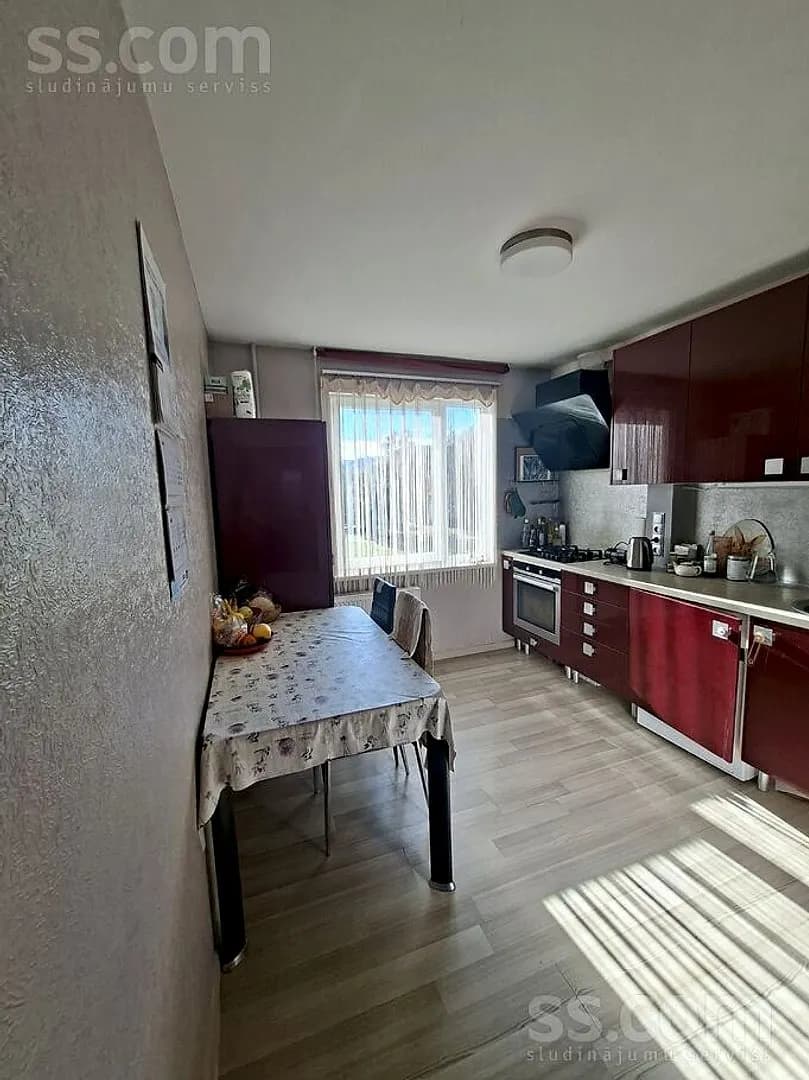 Trīsistabu dzīvoklis — Salnas 26 — bilde 2