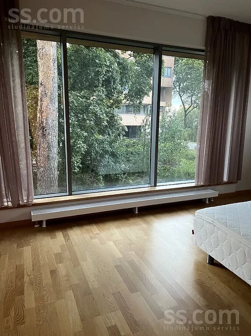 Trīsistabu dzīvoklis — Ainazu 23k4 — vēl bildes