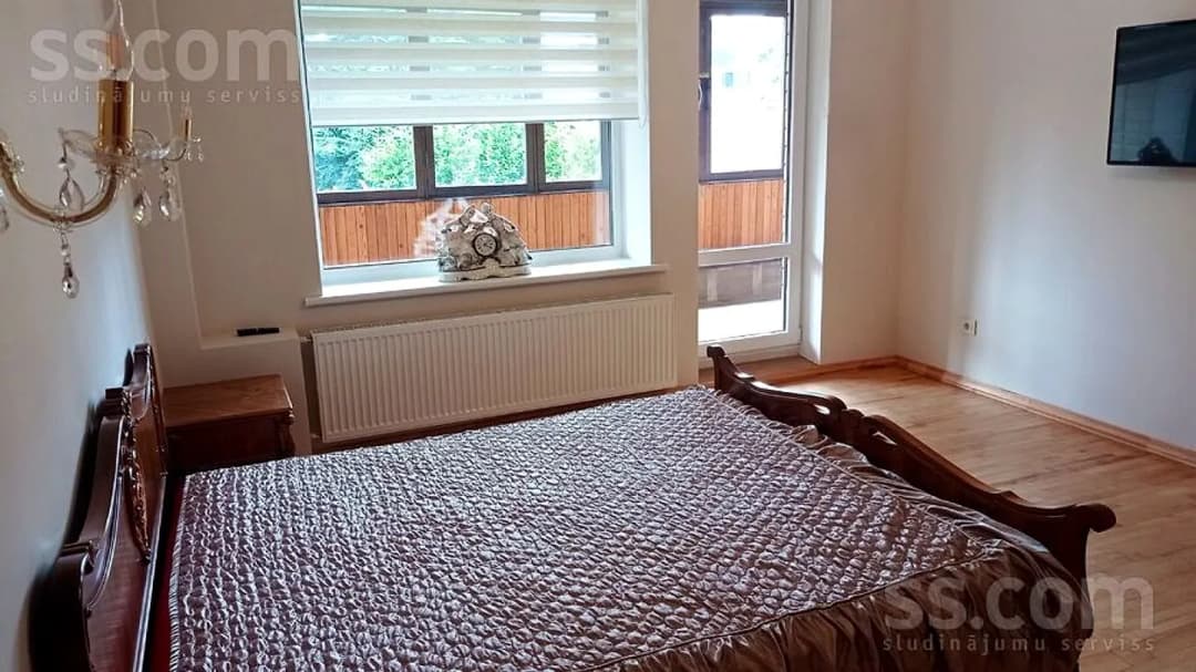 Trīsistabu dzīvoklis — Abavas iela 6 — vēl bildes