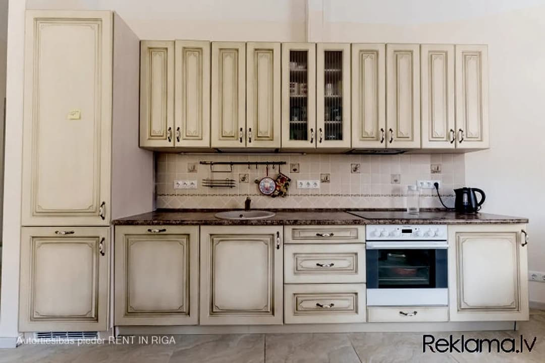 Četristabu dzīvoklis — Dzirnavu iela 31, Rīga (Centrs) — vēl bildes