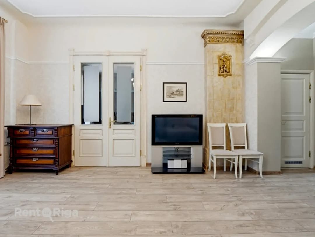 Trīsistabu dzīvoklis — Barona iela 60 — bilde 3