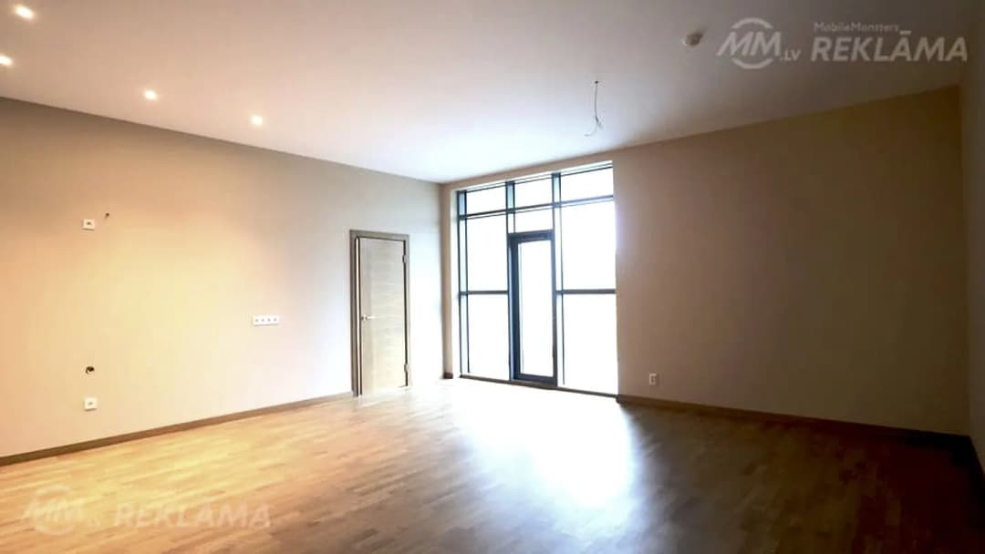 Kvalitatīvs divistabu apartaments Jūrmalā