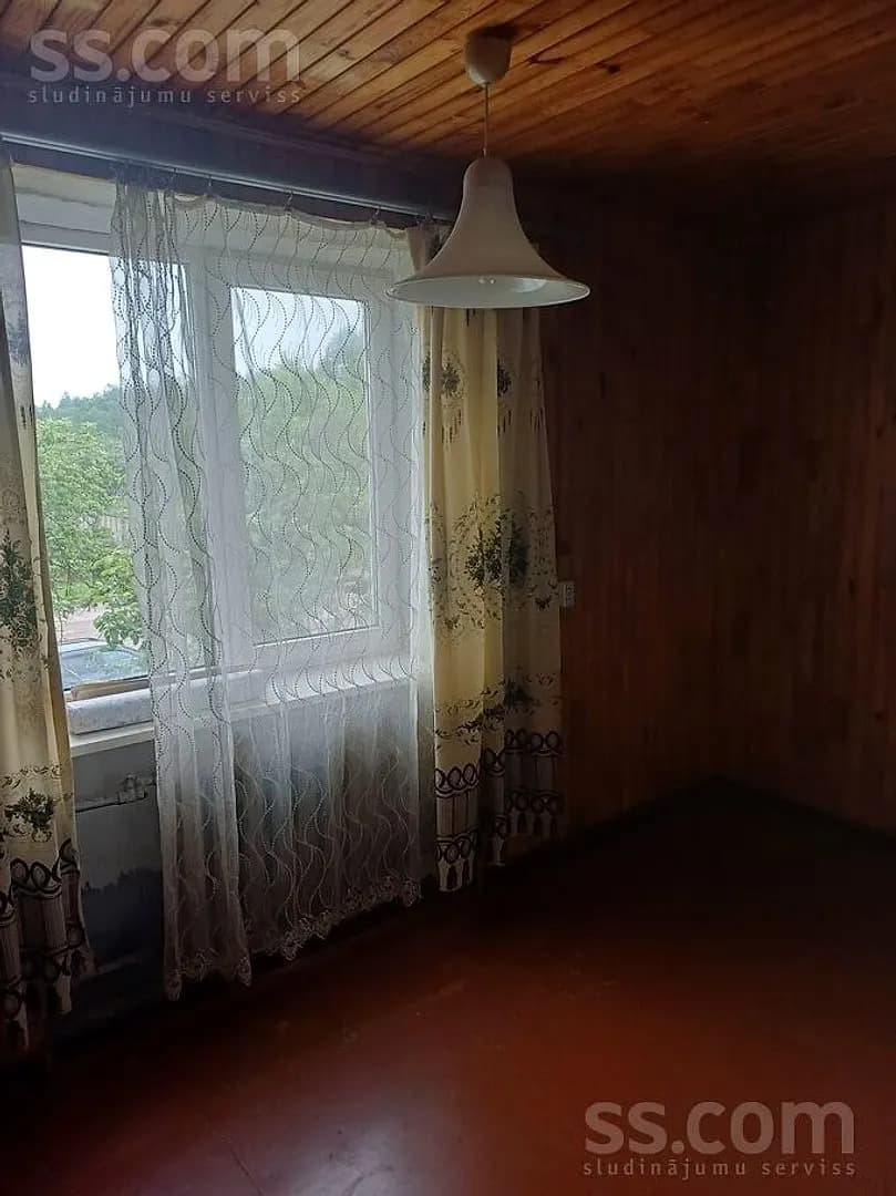 Trīsistabu dzīvoklis — Šķieneri 8 — vēl bildes