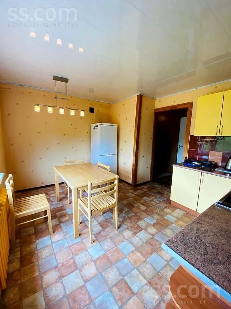 Divistabu dzīvoklis — Liepājas iela 45 — bilde 2