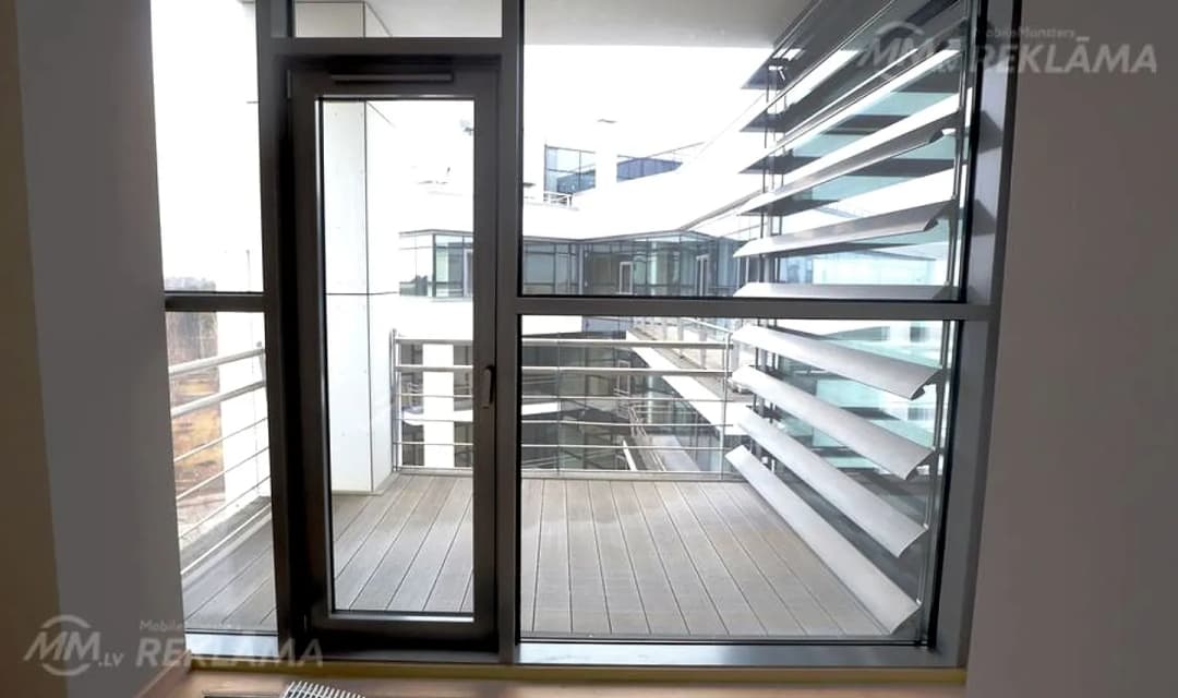 Kvalitatīvs un ērts divistabu apartaments Jūrmalas projektā — vēl bildes