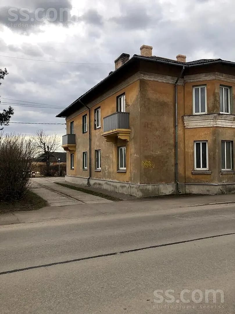Divistabu dzīvoklis — Mucenieku 4/6