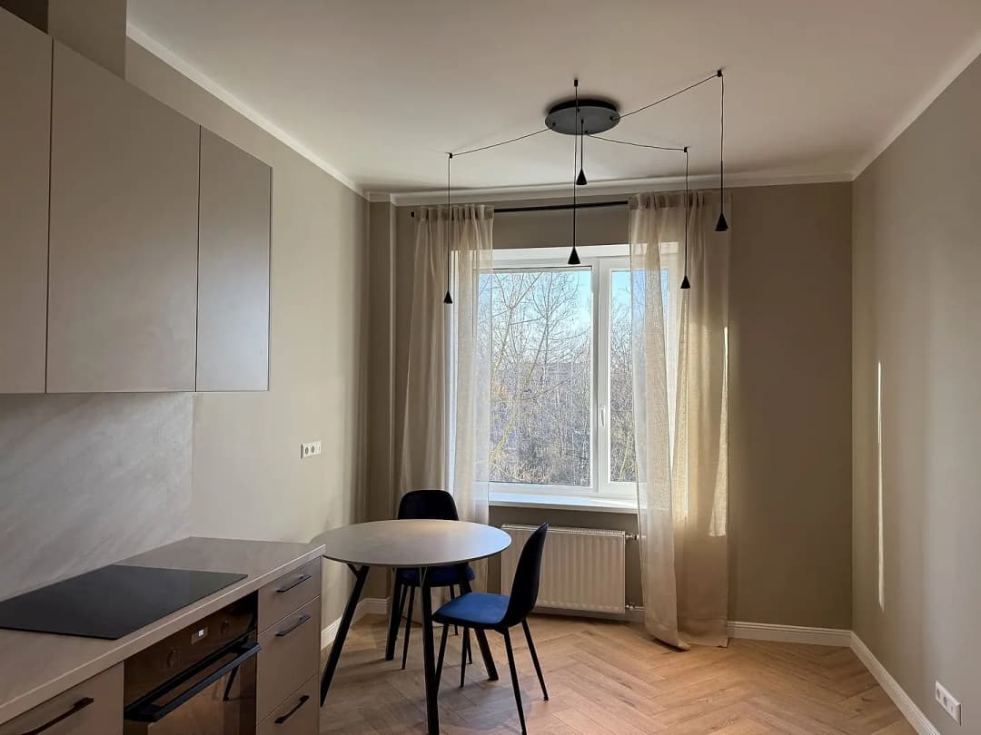 Lauvas 7, Centrs — vēl bildes