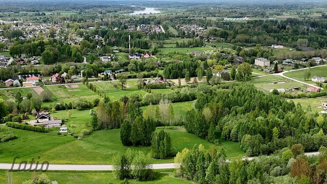 Pārdod zemes gabalu apbūvei. Zemesgabals ir attīrīts no nelietderīgiem krūmiem, tiek — bilde 3