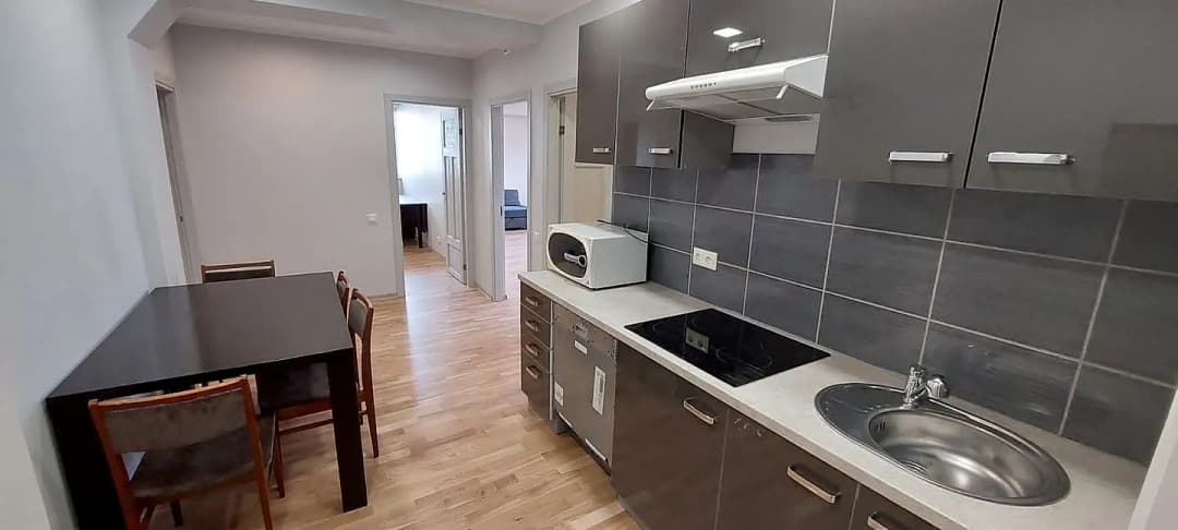 Lidoņu 6, Dzirciems — vēl bildes