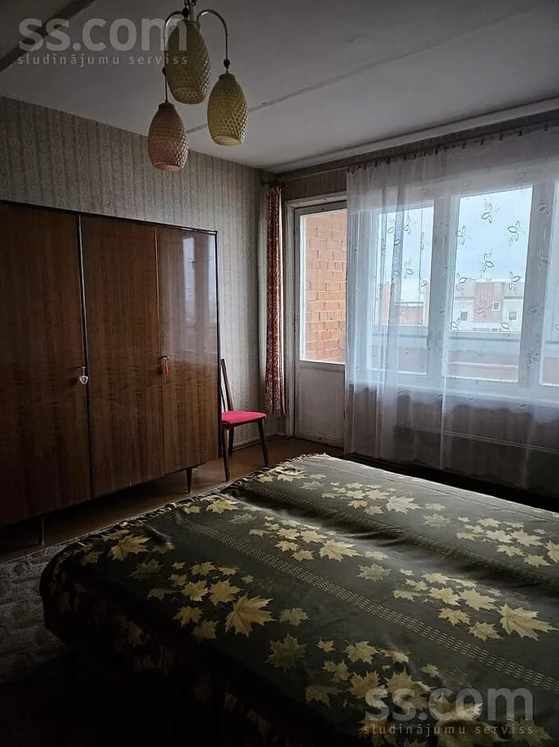 4 istabu dzīvoklis — Apes iela, korpuss 2 4 — vēl bildes
