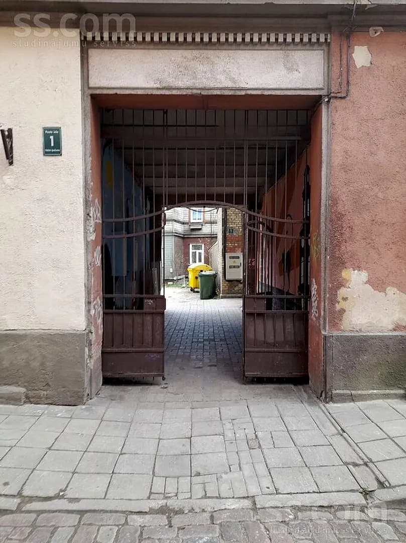 Trīsistabu dzīvoklis — Lielā 8 — bilde 3