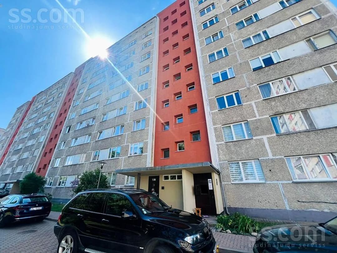 Divistabu dzīvoklis — Inženieru 75
