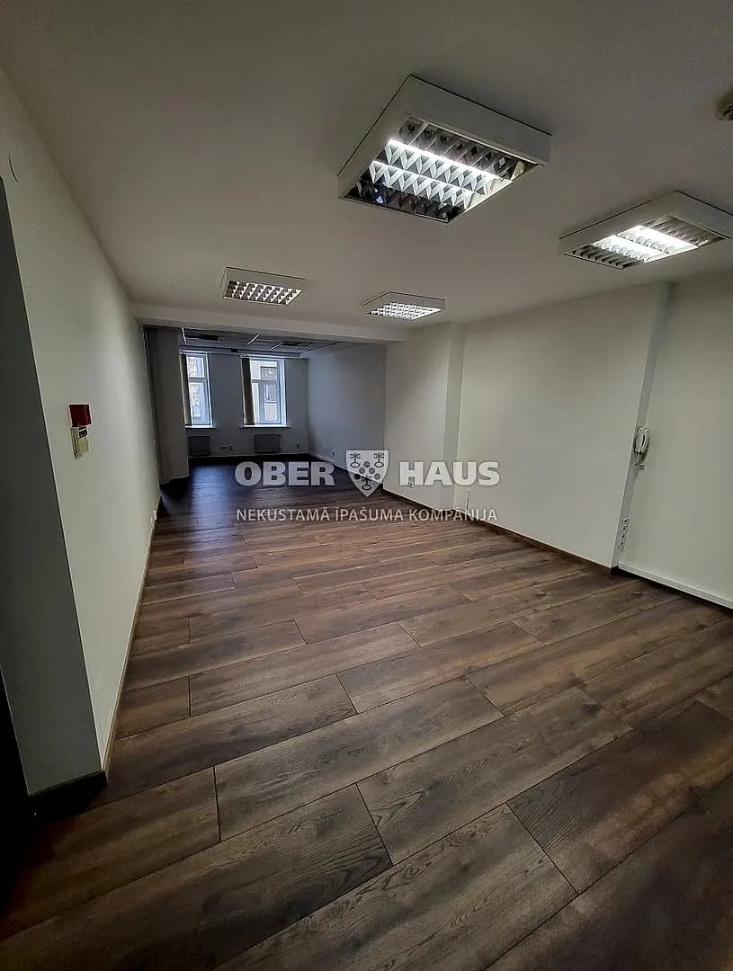 3-ist. Telpas, 94.00㎡ - Rīga, Centrs — vēl bildes