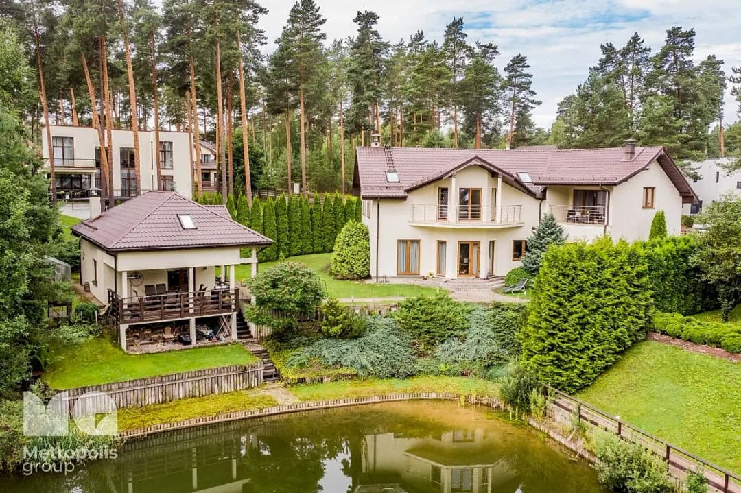 5-ist. Māja, 328㎡ - Garkalnes pagasts, Sunīši