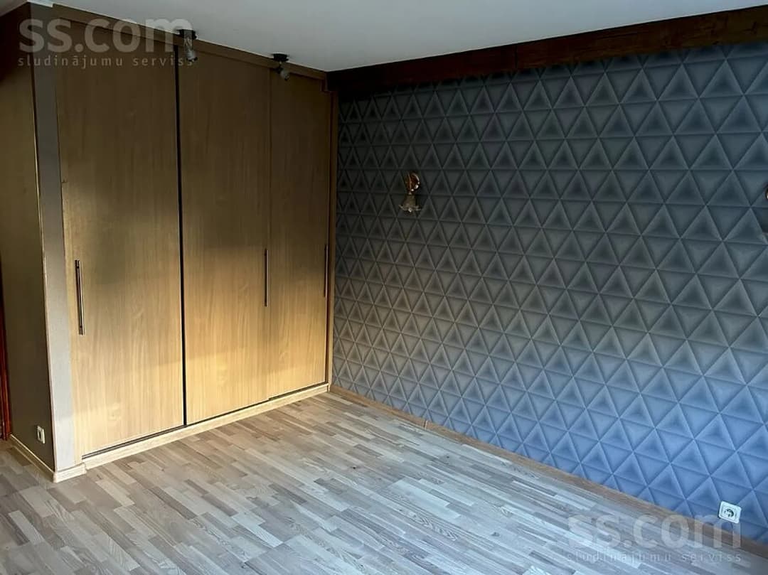 Trīsistabu dzīvoklis — Viestura 38c — bilde 2