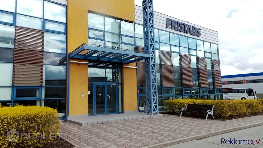 Iespēju pilns īpašums ainaviskā vietā pašā Baldones centrā pie Ķekaviņas upes! Ja