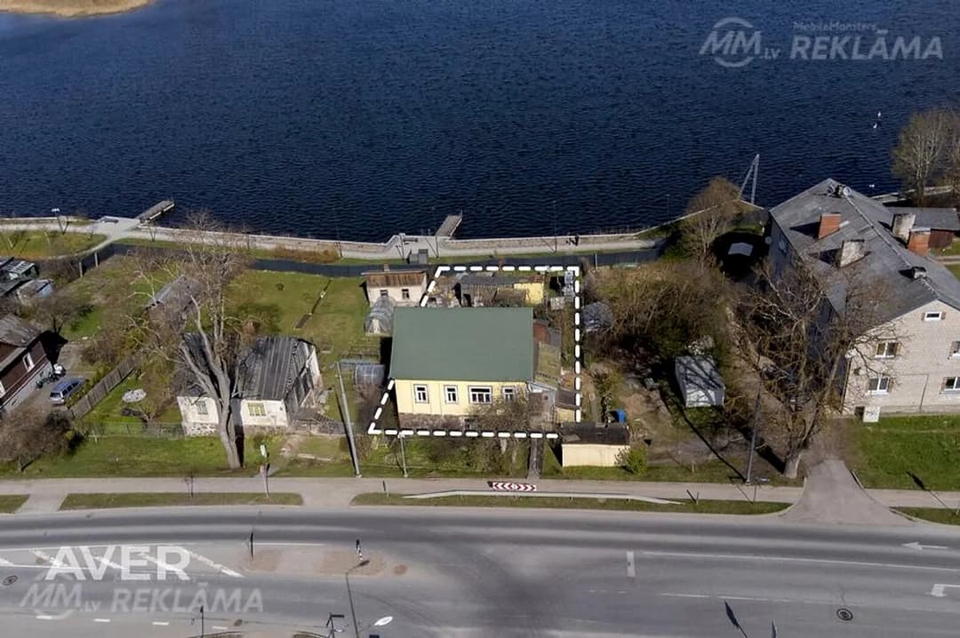 Pārdod pusi mājas ar zemes gabalu Rēzeknē — bilde 2