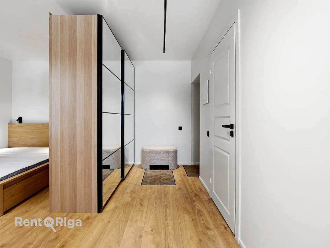 Alekša 11, Sarkandaugava