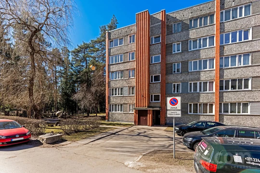 Divistabu dzīvoklis — Turkalnes iela 13