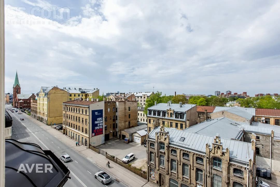 4 istabu dzīvoklis — Brīvības 148 — vēl bildes