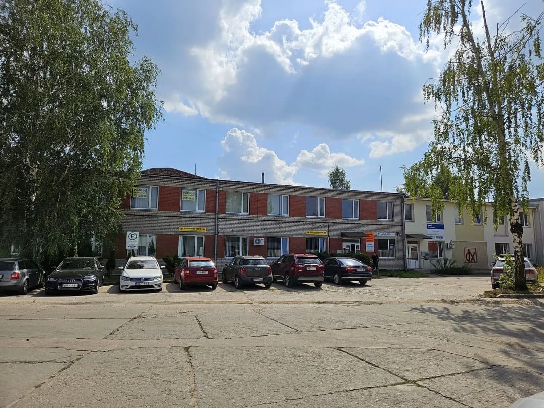 Ganību dambis 22a, Centrs
