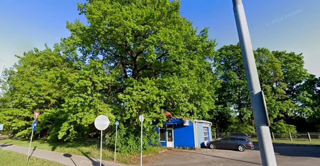 Attīstības zeme Āgenskalnā Slokas iela 43/45, Rīga Pārdod 2 apbūves zemes gabalus (kopā — vēl bildes