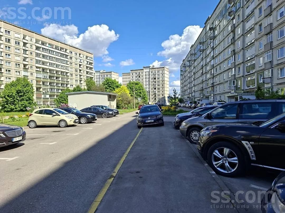 Trīsistabu dzīvoklis — Ozolciema 18