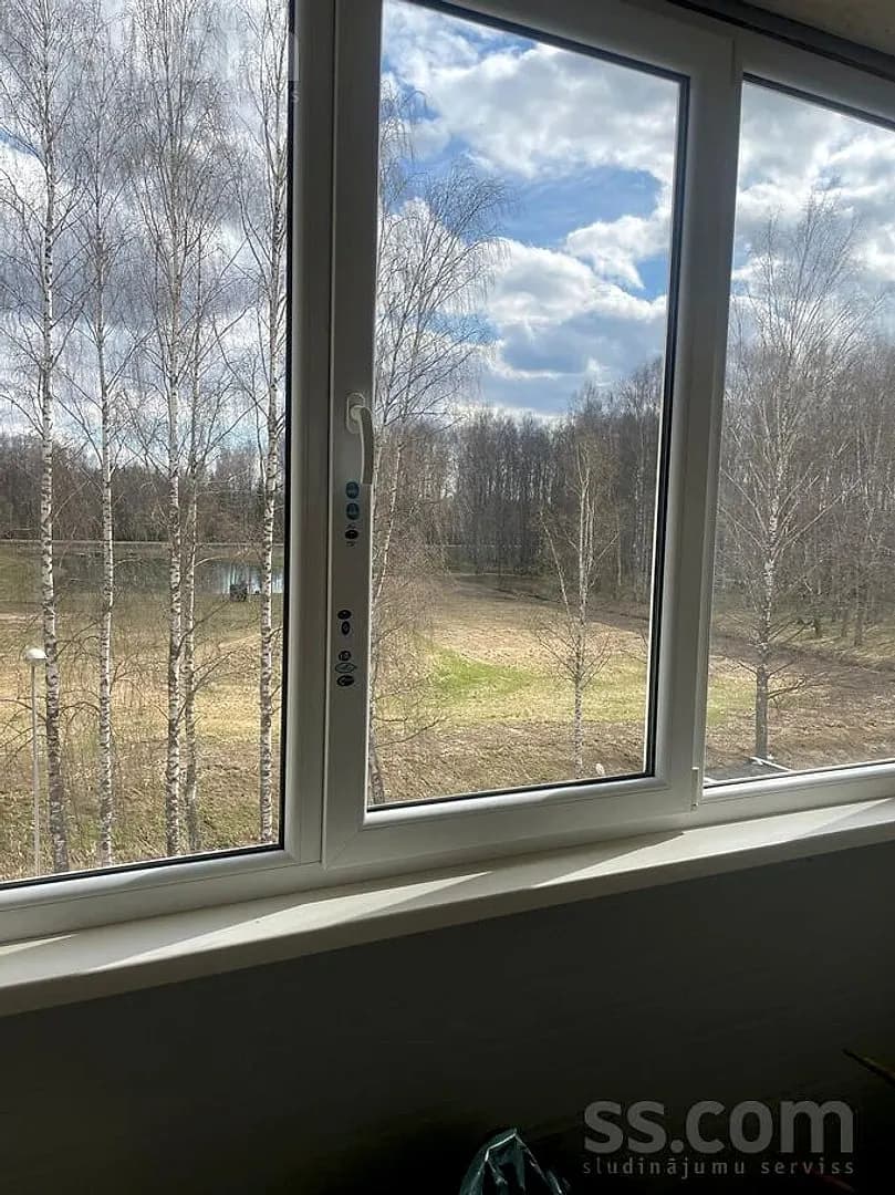 Divistabu dzīvoklis — Lociki, vienības iela 8 — bilde 2