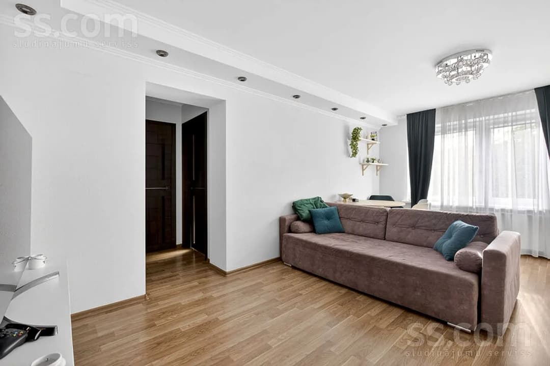 4 istabu dzīvoklis — Bērzu aleja 8 — bilde 3
