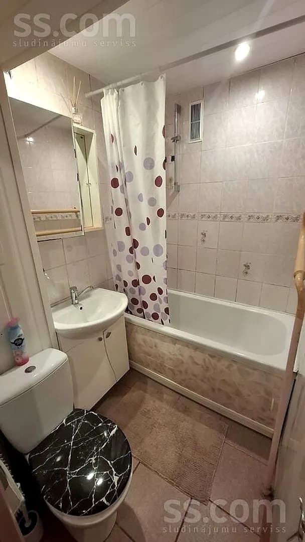 Divistabu dzīvoklis — Kvēles 39 — vēl bildes