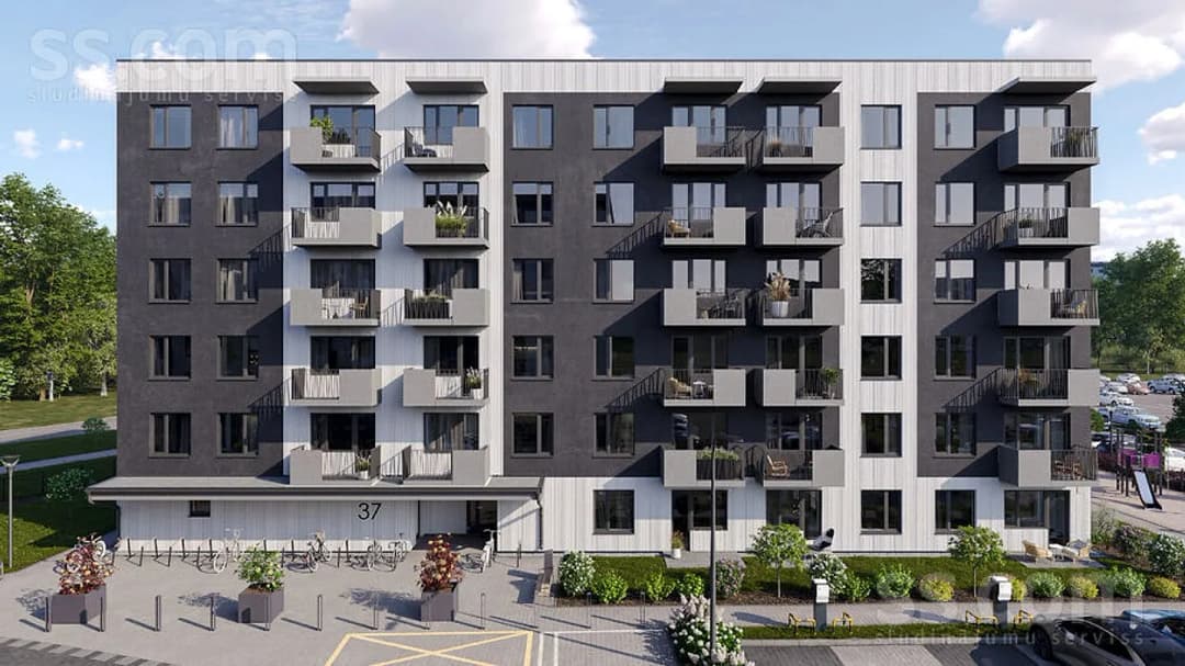 4 istabu dzīvoklis — Kaudzīšu 37