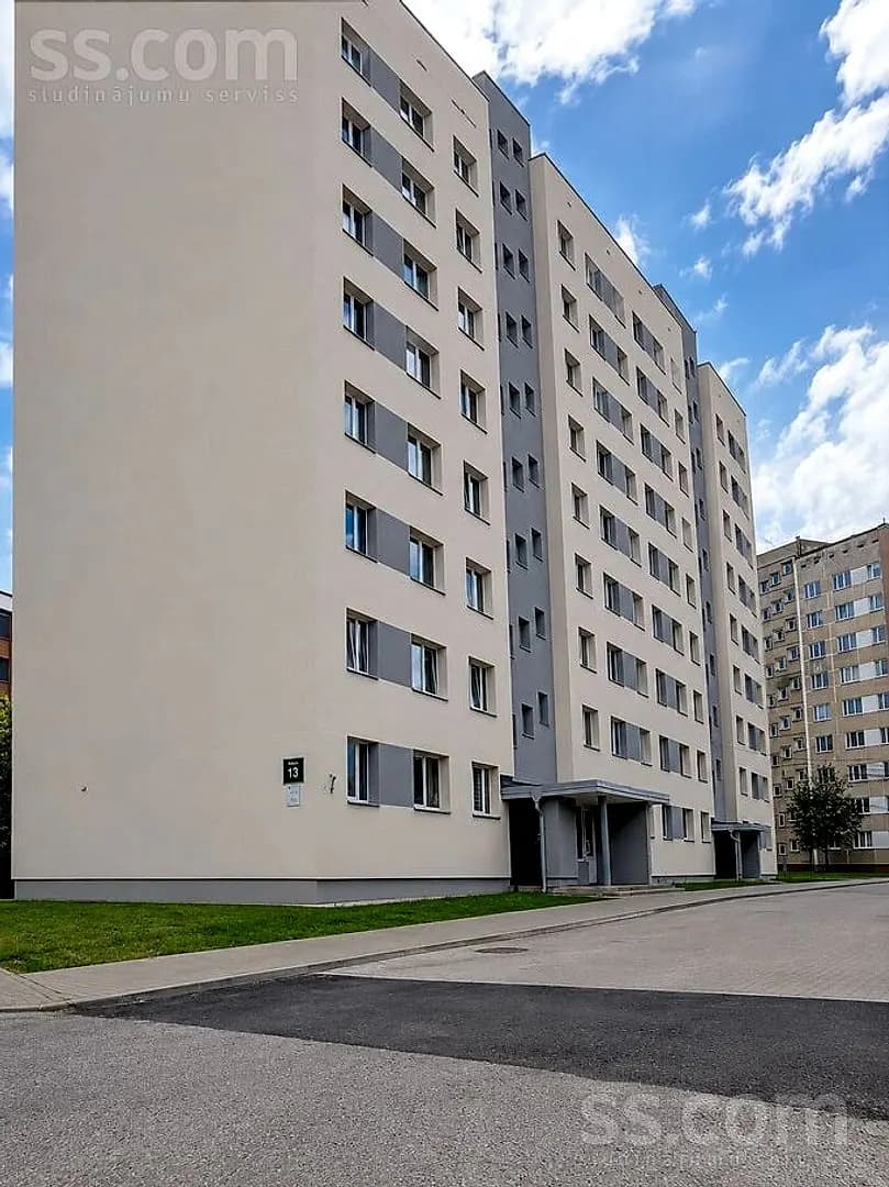 4 istabu dzīvoklis — Parka 13