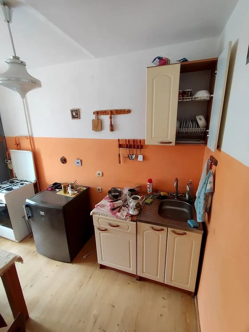 Skolas 69A, Kauguri