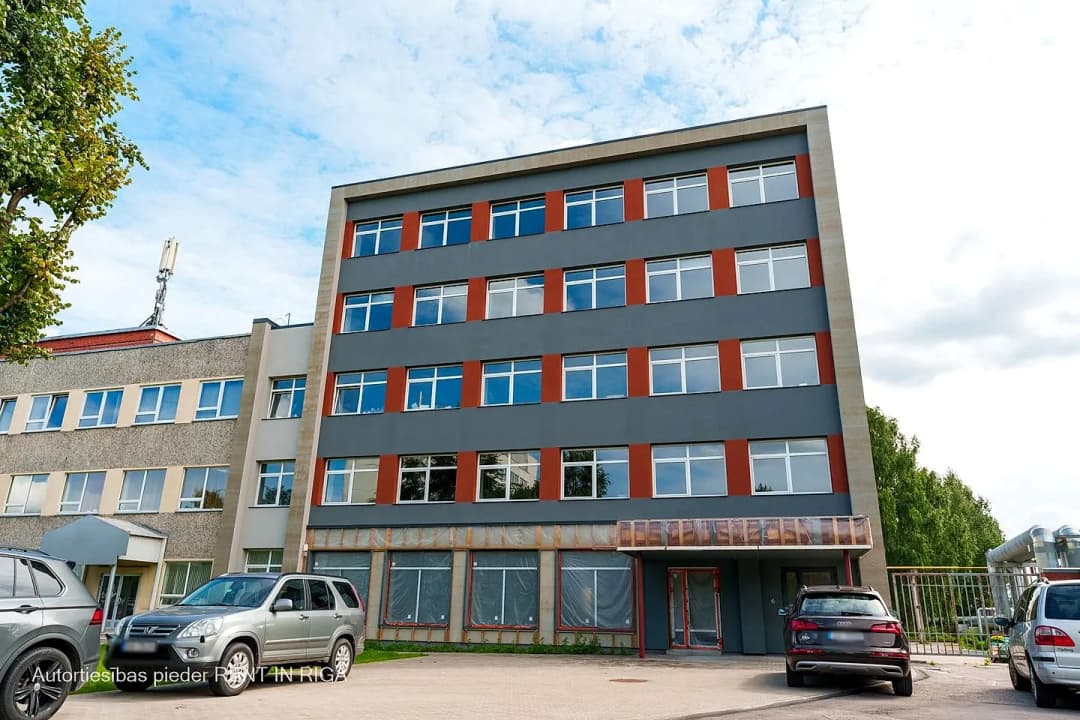 Katlakalna 1, Pļavnieki