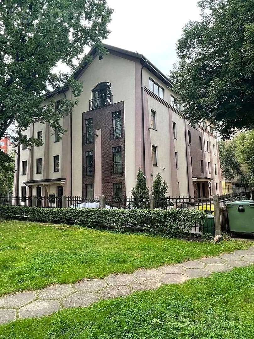 Divistabu dzīvoklis — Rūpniecības 20