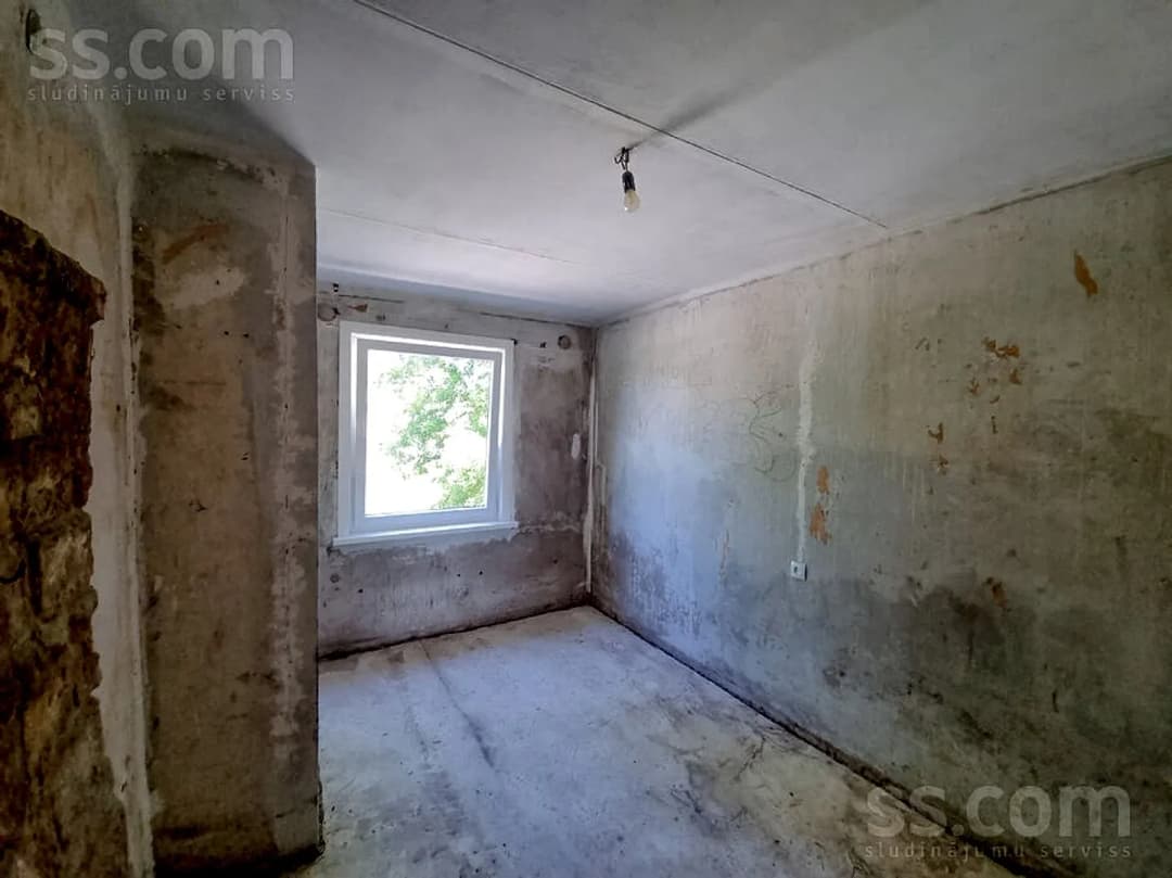 Trīsistabu dzīvoklis — Ventas iela 6 6 — vēl bildes